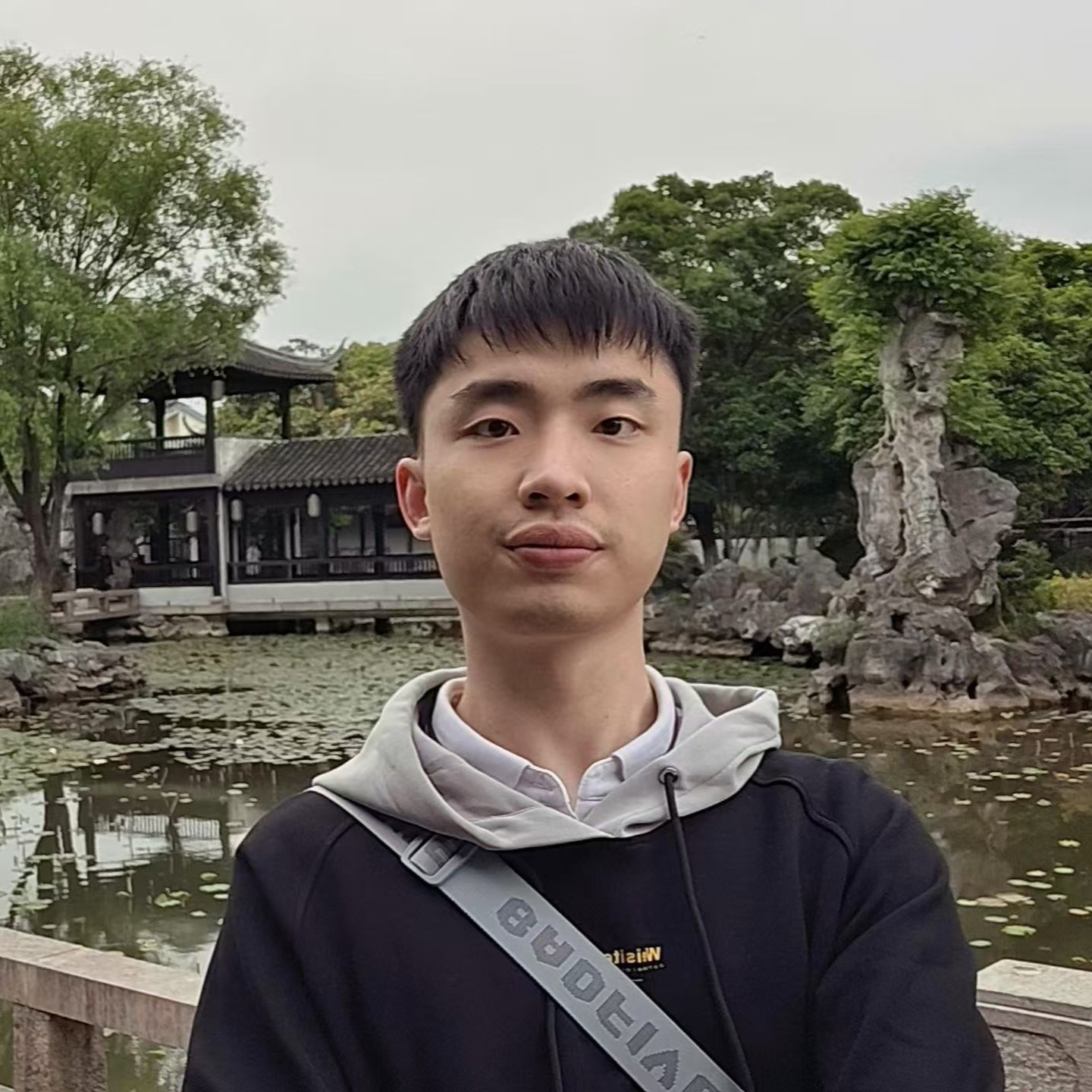 郑万豪